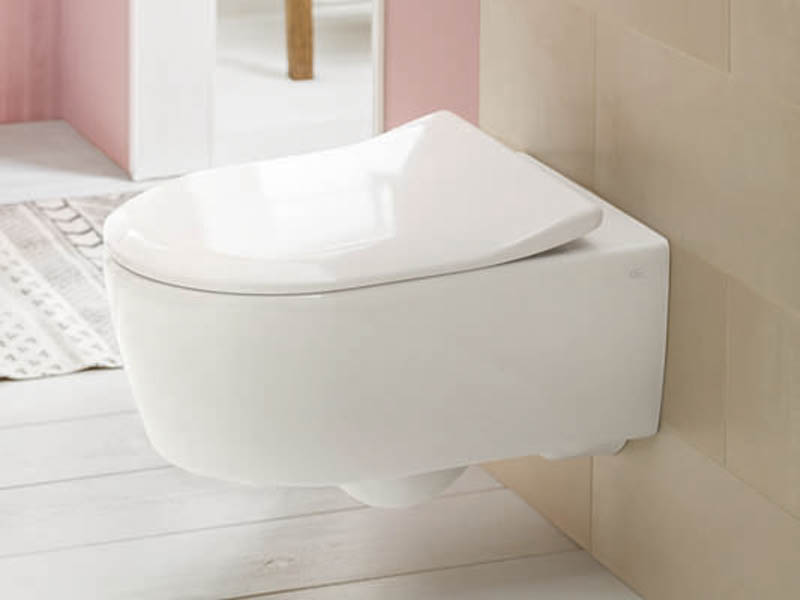 WC aus der Komplettbadserie ARTO von Villeroy & Boch