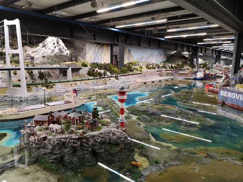 Azubi-Austausch in Hamburg bei der Firma Peter Jensen. Hier das Hamburger Miniatur Wunderland.