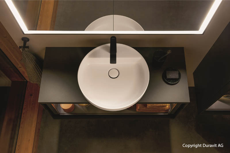 Duravit Serie Vitrium Waschtisch Aufsatzschale rund weiß Unterschrank schwarz Wandarmatur schwarz